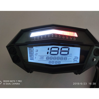 เครื่องวัดความเร็วรอบเครื่องยนต์ดิจิทัล LCD DC 12V ปรับได้ สําหรับ Kawasaki Z1000 299KMP