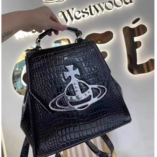 พร้อมส่ง กระเป๋าเป้สะพายหลัง ลายหนังจระเข้ Vivienne Westwood Vivienne Saturn เหมาะกับใส่คอมพิวเตอร์ สําหรับนักเรียน