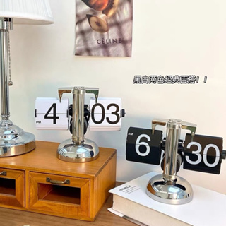 DDORIA นาฬิกาดิจิตอลพลิกลงนาฬิกา Retro Minimalist เท้าเดียวนาฬิกาพลิกอัตโนมัตินาฬิกาตั้งโต๊ะสำหรับห้องนั่งเล่นในบ้าน