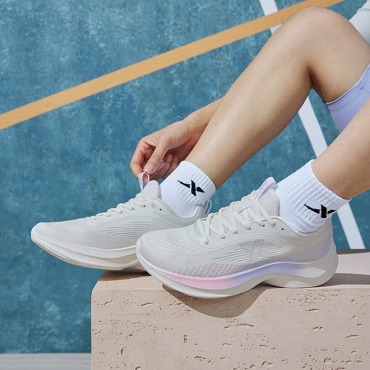 【xtep】Easy run | รองเท้าวิ่งลําลอง ดูดซับแรงกระแทก น้ําหนักเบา ทนทาน สําหรับผู้หญิง — รองเท้ากีฬา แบรนด์ Xtep ของแท้ 100% เช็คราคาจาก Shopee Lazada thumbnail 6