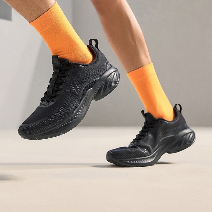 【xtep】easy run | รองเท้าวิ่งสำหรับผู้ชาย น้ำหนักเบาและสวมใส่สบาย — รองเท้ากีฬา แบรนด์ Xtep ของแท้ 100% เช็คราคาจาก Shopee Lazada thumbnail 4