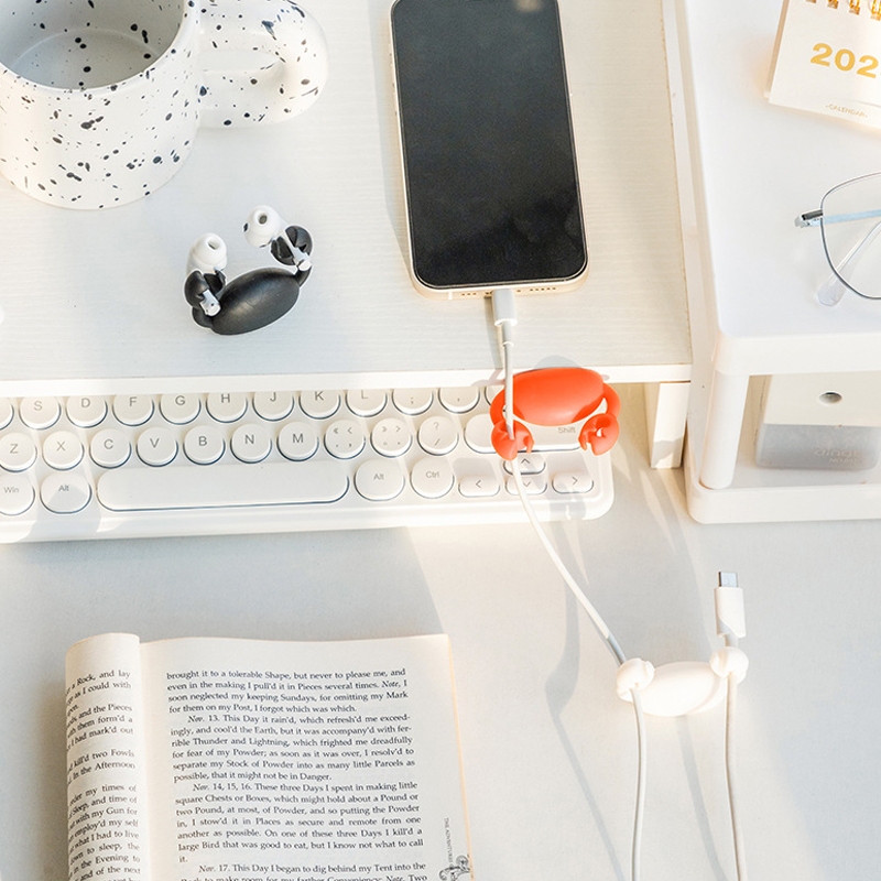 2 ชิ้น Crab Cable Storage Organizer ปลั๊กหูฟัง Data Line Holder