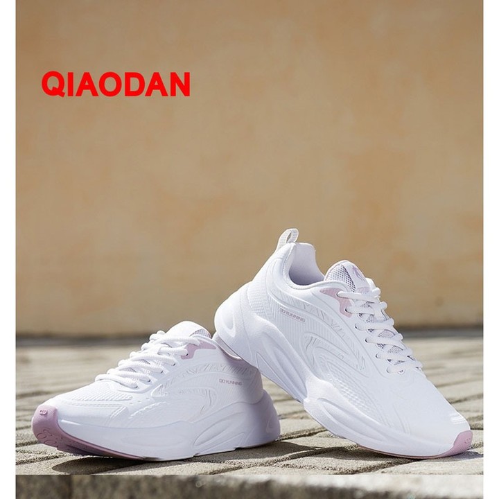 Qiaodan รองเท้าวิ่งผู้หญิงหนังน้ําหนักเบากันน้ํา XM46230212บี — รองเท้ากีฬา แบรนด์ Qiaodan ของแท้ 100% เช็คราคาจาก Shopee Lazada thumbnail 8