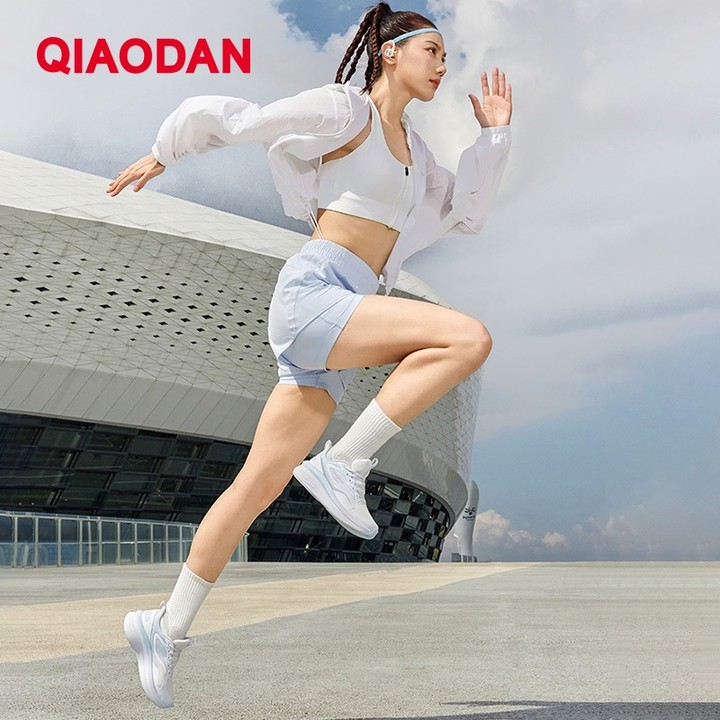 Qiaodan รองเท้าวิ่งผู้หญิงน้ําหนักเบาตาข่ายระบายอากาศหนา Shock Absorption XM16240207 — รองเท้ากีฬา แบรนด์ Qiaodan ของแท้ 100% เช็คราคาจาก Shopee Lazada thumbnail 4