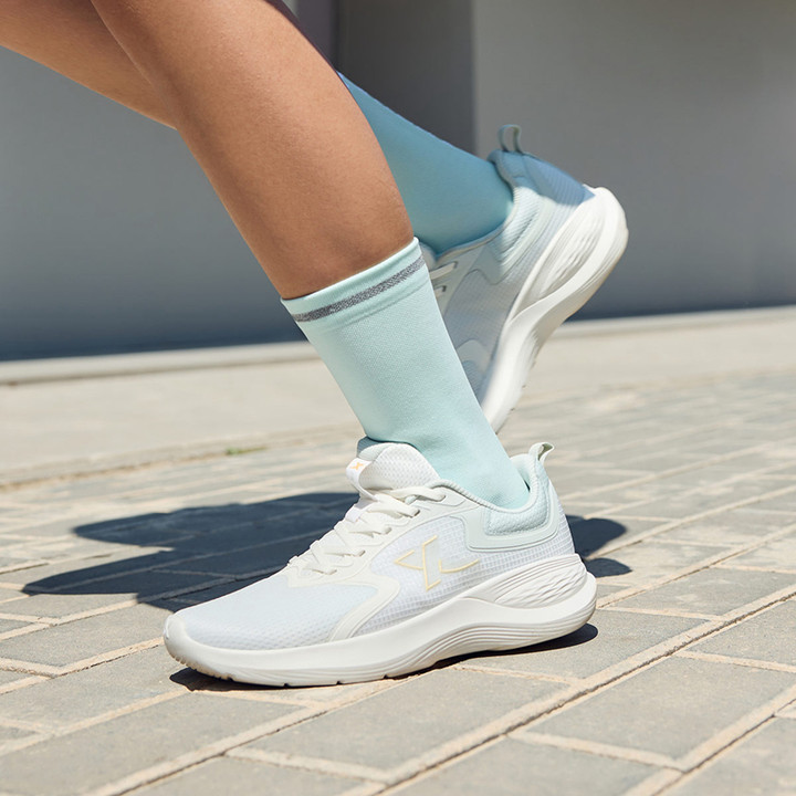 Xtep Qingyue TD รองเท้าวิ่ง Rebound ทนต่อการสึกหรอสบาย Breathable แฟชั่นสําหรับผู้หญิง — รองเท้ากีฬา แบรนด์ Xtep ของแท้ 100% เช็คราคาจาก Shopee Lazada thumbnail 8