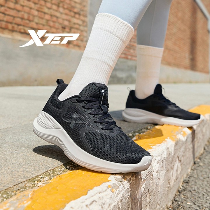 Xtep Qingyue TD รองเท้าวิ่ง Rebound ทนต่อการสึกหรอสบาย Breathable แฟชั่นสําหรับผู้หญิง — รองเท้ากีฬา แบรนด์ Xtep ของแท้ 100% เช็คราคาจาก Shopee Lazada - รูปที่ 1
