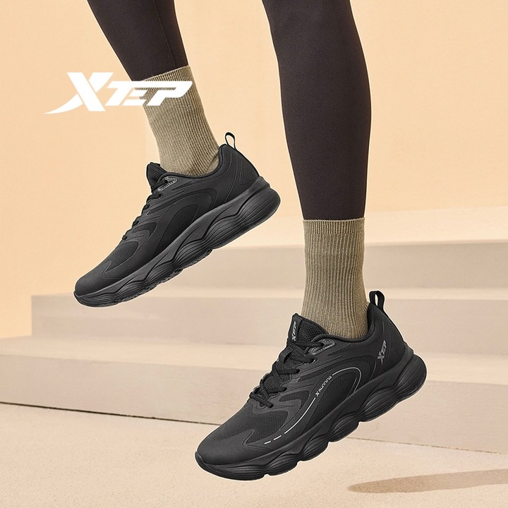 Xtep Jumpjump รองเท้าผู้ชายรองเท้าวิ่ง Rebound สนับสนุนสวมใส่ Amortization น้ําหนักเบากันน้ํา — รองเท้ากีฬา แบรนด์ Xtep ของแท้ 100% เช็คราคาจาก Shopee Lazada - รูปที่ 1