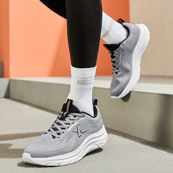 Xtep รองเท้าวิ่ง Rebound Support Professional Cushioning Shock Absorptio สําหรับผู้ชายผู้หญิง — รองเท้ากีฬา แบรนด์ Xtep ของแท้ 100% เช็คราคาจาก Shopee Lazada thumbnail 8
