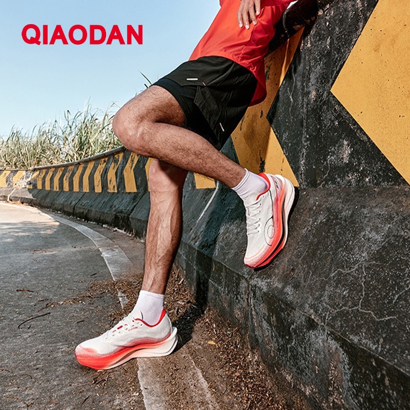 Qiaodan WIND 3.0 Pro รองเท้าวิ่งผู้ชาย Marathon Racing Training Full-Palm Carbon Plate QDB023252298ทีที — รองเท้ากีฬา แบรนด์ Qiaodan ของแท้ 100% เช็คราคาจาก Shopee Lazada thumbnail 8