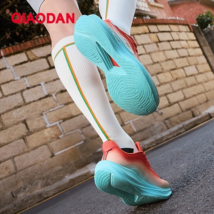 Qiaodan WIND 3TR Mens รองเท้าวิ่งการฝึกอบรมทุกวัน Soft Bounce Stable น้ําหนักเบา QDB023252297 — รองเท้ากีฬา แบรนด์ Qiaodan ของแท้ 100% เช็คราคาจาก Shopee Lazada thumbnail 7
