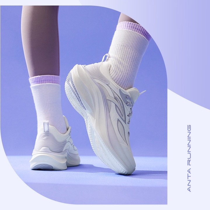 ANTA Women Leaf รองเท้าวิ่งผู้หญิง พื้นหนา นุ่มเด้ง สวมใส่สบาย อินเทรนด์ อเนกประสงค์ 922515518 — รองเท้ากีฬา แบรนด์ Anta ของแท้ 100% เช็คราคาจาก Shopee Lazada thumbnail 3