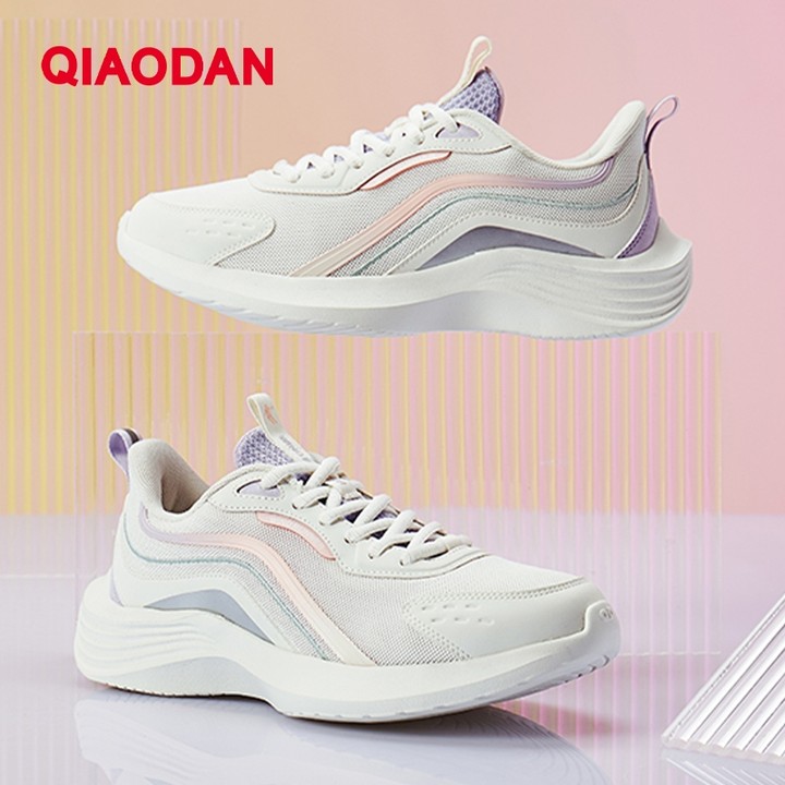 Qiaodan ผู้หญิงกีฬารองเท้ากันน้ําน้ําหนักเบา Shock-Absorbing พื้นผิวหนัง XM46210219W — รองเท้ากีฬา แบรนด์ Qiaodan ของแท้ 100% เช็คราคาจาก Shopee Lazada - รูปที่ 1