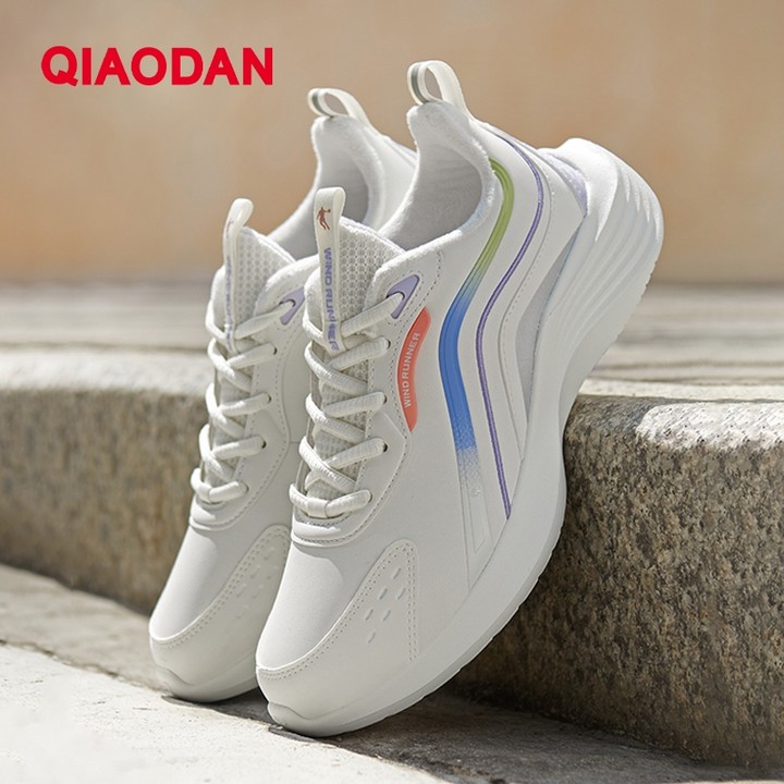 Qiaodan ผู้หญิงกีฬารองเท้ากันน้ําน้ําหนักเบา Shock-Absorbing พื้นผิวหนัง XM46210219W — รองเท้ากีฬา แบรนด์ Qiaodan ของแท้ 100% เช็คราคาจาก Shopee Lazada thumbnail 3