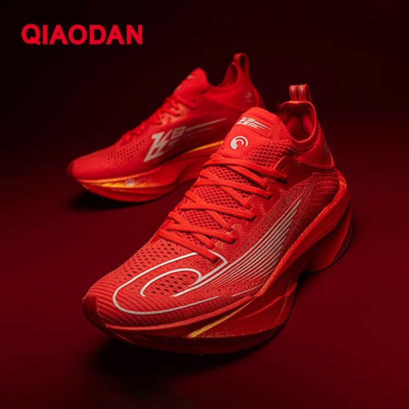 Qiaodan Feiying ลายสก๊อต 2.0 รองเท้าวิ่งผู้หญิง Marathon แผ่นคาร์บอนยาวเต็มรูปแบบ QDB022252290 — รองเท้ากีฬา แบรนด์ Qiaodan ของแท้ 100% เช็คราคาจาก Shopee Lazada thumbnail 7