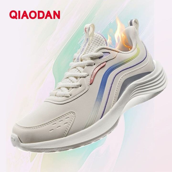 Qiaodan รองเท้าวิ่งผู้หญิงกันน้ําน้ําหนักเบา Soft Sole Shock Absorption สบาย XM46210219 — รองเท้ากีฬา แบรนด์ Qiaodan ของแท้ 100% เช็คราคาจาก Shopee Lazada thumbnail 3
