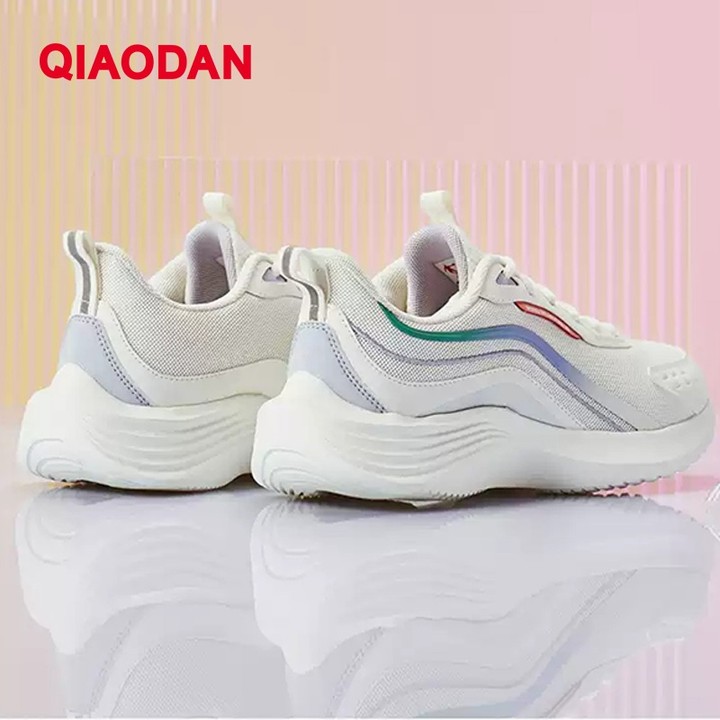 Qiaodan รองเท้าวิ่งผู้หญิงกันน้ําน้ําหนักเบา Soft Sole Shock Absorption สบาย XM46210219 — รองเท้ากีฬา แบรนด์ Qiaodan ของแท้ 100% เช็คราคาจาก Shopee Lazada thumbnail 6
