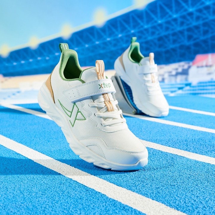 XTEP รองเท้าวิ่งเด็กรองเท้าตาข่ายกันกระแทกสำหรับเด็กโต — รองเท้ากีฬา แบรนด์ Xtep ของแท้ 100% เช็คราคาจาก Shopee Lazada thumbnail 4
