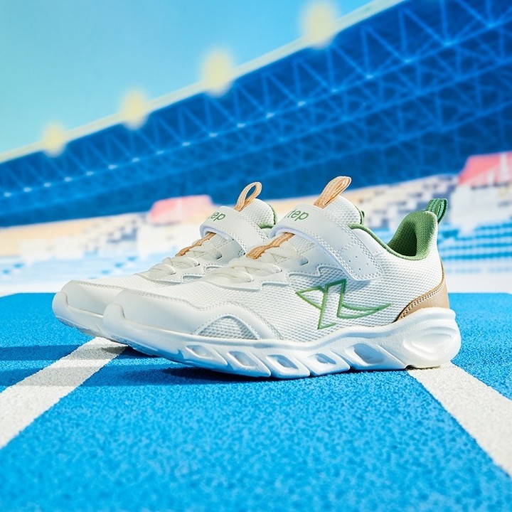 XTEP รองเท้าวิ่งเด็กรองเท้าตาข่ายกันกระแทกสำหรับเด็กโต — รองเท้ากีฬา แบรนด์ Xtep ของแท้ 100% เช็คราคาจาก Shopee Lazada - รูปที่ 1