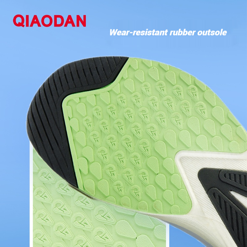 Qiaodan Speed 3.0 LITE รองเท้าวิ่งผู้ชายดูดซับแรงกระแทกน้ําหนักเบาระบายอากาศได้ QXB023251202 — รองเท้ากีฬา แบรนด์ Qiaodan ของแท้ 100% เช็คราคาจาก Shopee Lazada thumbnail 3