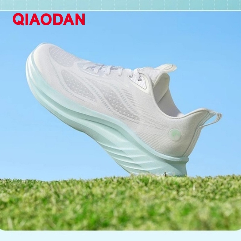 Qiaodan Light 5.0 LITE รองเท้าวิ่งผู้ชาย One-piece Molding น้ําหนักเบาดูดซับแรงกระแทก QXB023252210 — รองเท้ากีฬา แบรนด์ Qiaodan ของแท้ 100% เช็คราคาจาก Shopee Lazada thumbnail 7