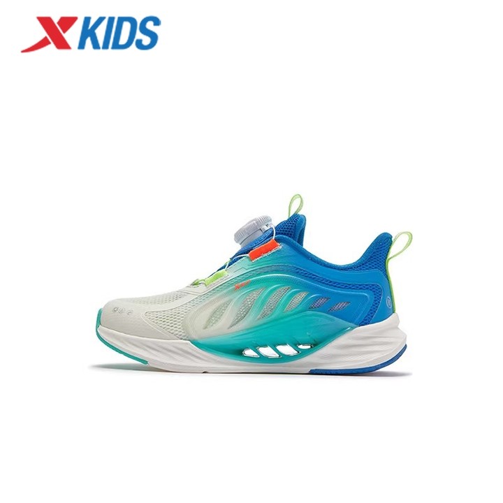 รีวิว Xtep X-FLOW 8.0 KIDS Series: รองเท้าวิ่งเด็กที่ระบายอากาศดีที่สุด! ราคา ฿1976 คุ้มไหมปี 2025?