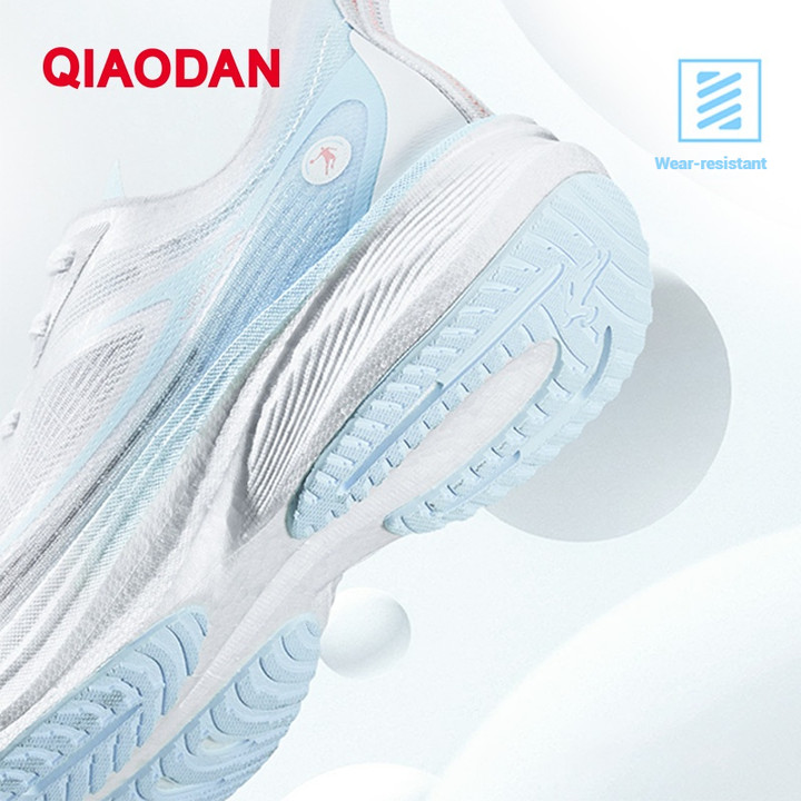 Qiaodan Light 5.0 PLUS รองเท้าวิ่งผู้หญิง Breathable Shock Absorption ลื่น Rebound QXB022252206 — รองเท้ากีฬา แบรนด์ Qiaodan ของแท้ 100% เช็คราคาจาก Shopee Lazada thumbnail 3