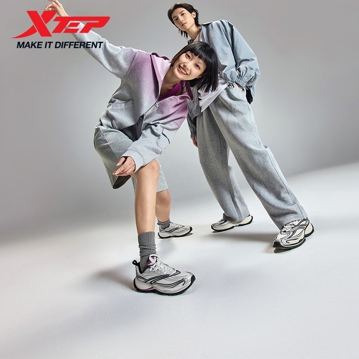 XTEP Basque 2.0 ผู้หญิงรองเท้าลําลองเพิ่มความสูงน้ําหนักเบารองเท้าวิ่งสไตล์Retro — รองเท้ากีฬา แบรนด์ Xtep ของแท้ 100% เช็คราคาจาก Shopee Lazada thumbnail 3