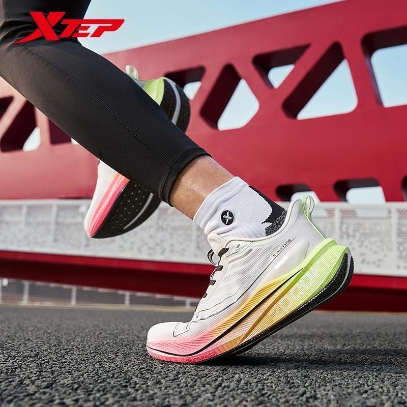 XTEP 2000KM 3.0 สีใหม่ผู้ชายรองเท้าวิ่ง Rebound สนับสนุน Professional Cushioning Shock Absorption รองเท้าผ้าใบ — รองเท้ากีฬา แบรนด์ Xtep ของแท้ 100% เช็คราคาจาก Shopee Lazada thumbnail 3