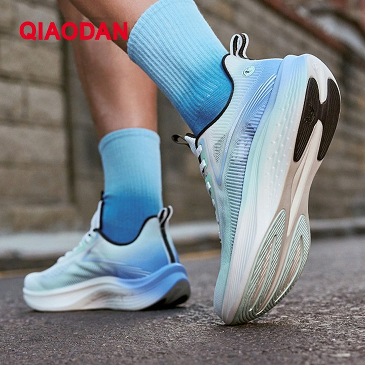 Qiaodan Light 5.0 รองเท้าวิ่งผู้ชาย Shock Absorption น้ําหนักเบา Breathable QXB023252207 — รองเท้ากีฬา แบรนด์ Qiaodan ของแท้ 100% เช็คราคาจาก Shopee Lazada thumbnail 6
