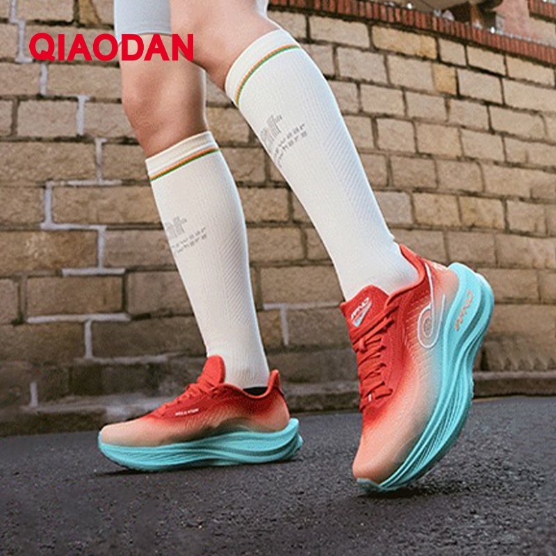 Qiaodan WIND 3TR รองเท้าวิ่งผู้ชาย ซ้อมวิ่งประจำวัน นุ่มเด้ง ซัพพอร์ตดี มั่นคง เบา 228g QDB023252297 — รองเท้ากีฬา แบรนด์ Qiaodan ของแท้ 100% เช็คราคาจาก Shopee Lazada thumbnail 8