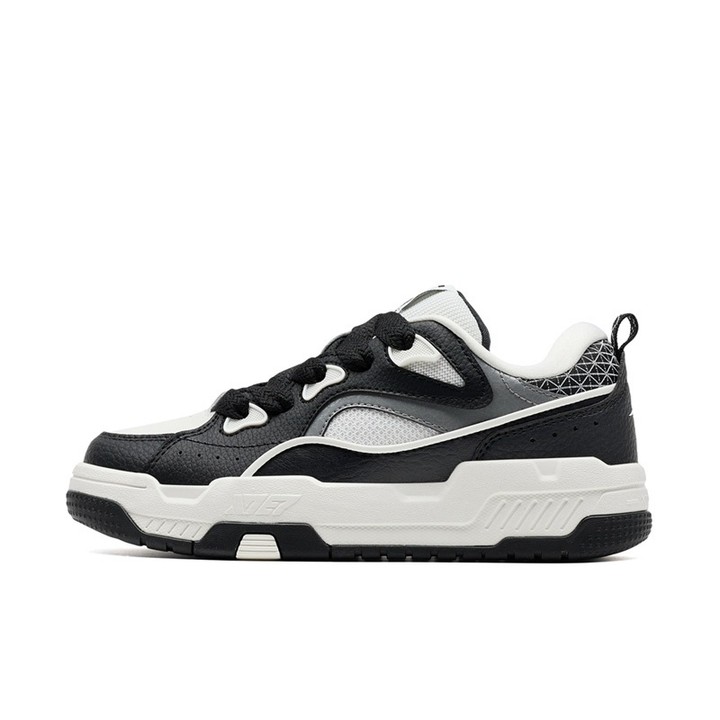 【xtep】Reverse bread shoes | 2025 Summer Breathable All-Match Casual Low-Top Heightening Sports Bread Shoes — รองเท้ากีฬา แบรนด์ Xtep ของแท้ 100% เช็คราคาจาก Shopee Lazada thumbnail 5