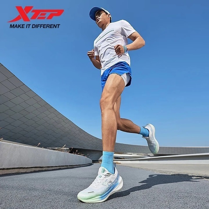 XTEP Kunpeng รองเท้าวิ่งผู้ชาย Professional Shock-absorbing Cushion Jogging รองเท้าผ้าใบ — รองเท้ากีฬา แบรนด์ Xtep ของแท้ 100% เช็คราคาจาก Shopee Lazada thumbnail 4