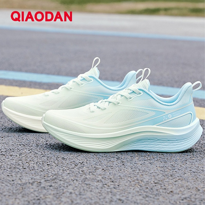 Qiaodan Light 5.0 รองเท้าวิ่งผู้หญิง Breathable น้ําหนักเบาตาข่าย Shock Absorbing Soft QXB022253204 — รองเท้ากีฬา แบรนด์ Qiaodan ของแท้ 100% เช็คราคาจาก Shopee Lazada thumbnail 6