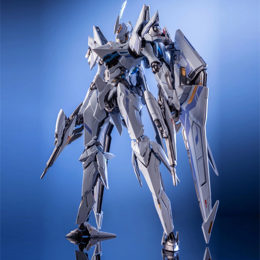 พร้อมสต็อก 23 ซม.moshow ของเล่น illustruous class Break Striker รุ่น ...