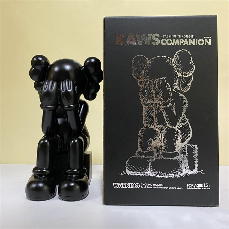 28 ซม. KAWS Passing Through Companion ของขวัญวันเกิดรูป Pvc