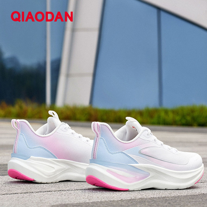 Qiaodan Yunqi รองเท้าวิ่งผู้หญิง Breathable hock-Absorbing น้ําหนักเบาสบาย QXB022253220 — รองเท้ากีฬา แบรนด์ Qiaodan ของแท้ 100% เช็คราคาจาก Shopee Lazada thumbnail 5