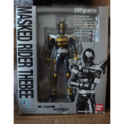 Bandai SHF Masked Rider Royal Bee King Bee Shadow Mountain Shun Wasp ...