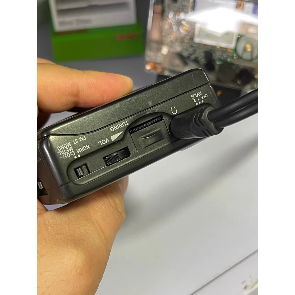 เครื่องเล่นเทป Sony FX32 เป็นวิทยุแบบพกพา รุ่น Nissan original พร้อมฟั ...