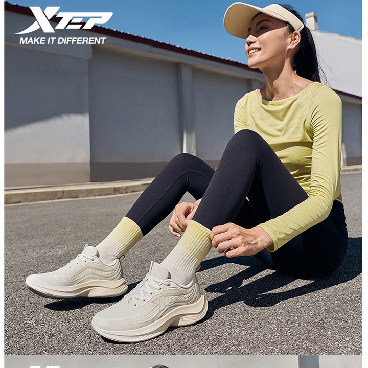 XTEP รองเท้าวิ่งสำหรับผู้ชาย มอบความสบายและความคงทน พร้อมเทคโนโลยีลดแรงกระแทกและระบายอากาศได้ดี — รองเท้ากีฬา แบรนด์ Xtep ของแท้ 100% เช็คราคาจาก Shopee Lazada thumbnail 5