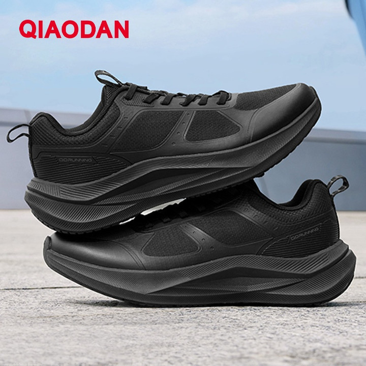 รองเท้าวิ่ง Qiaodan สำหรับผู้ชาย โมเดล QXB023253203 ลดแรงกระแทกได้ดี — รองเท้ากีฬา แบรนด์ Qiaodan ของแท้ 100% เช็คราคาจาก Shopee Lazada - รูปที่ 1