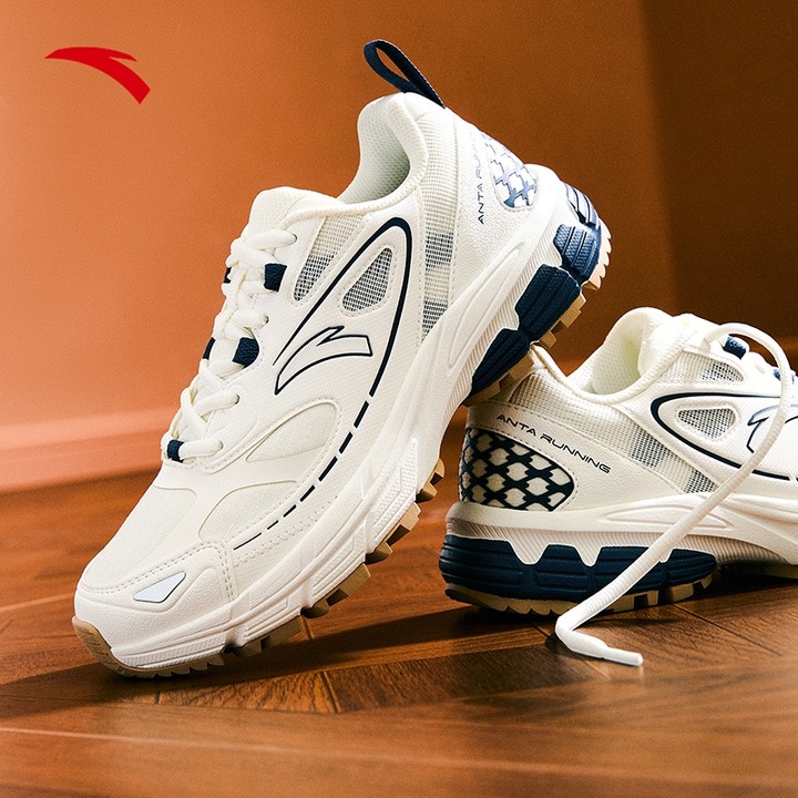 ANTA รองเท้าวิ่งผู้หญิงน้ําหนักเบา Clunky สบาย Retro รองเท้ากีฬาอินเทรนด์ 922545595 — รองเท้ากีฬา แบรนด์ Anta ของแท้ 100% เช็คราคาจาก Shopee Lazada thumbnail 9