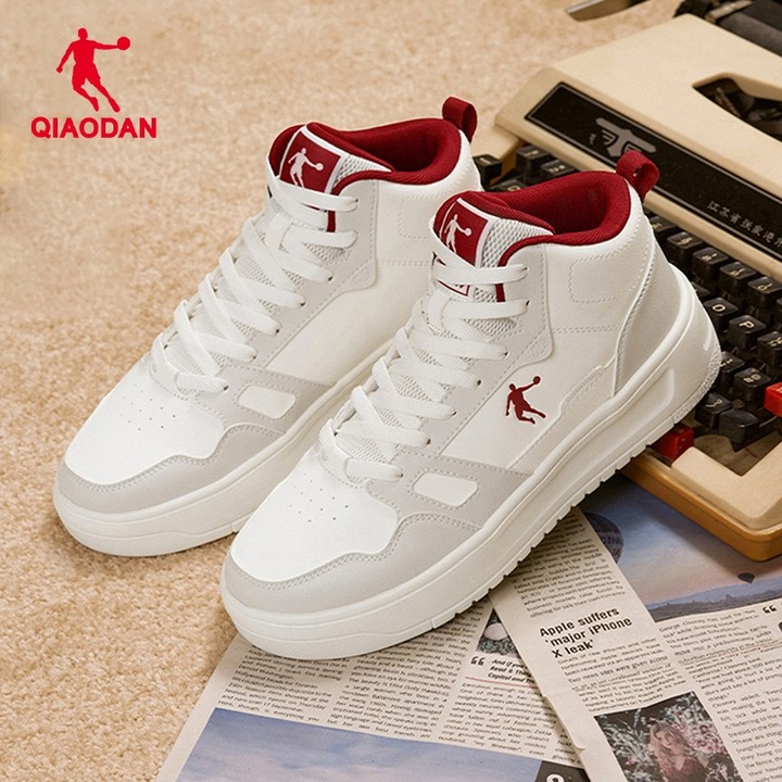 Qiaodan BailongHI รองเท้าวิ่งผู้หญิงหนังด้านบนสูงด้านบนเพิ่มความสูง QXL052254505 — รองเท้ากีฬา แบรนด์ Qiaodan ของแท้ 100% เช็คราคาจาก Shopee Lazada thumbnail 4