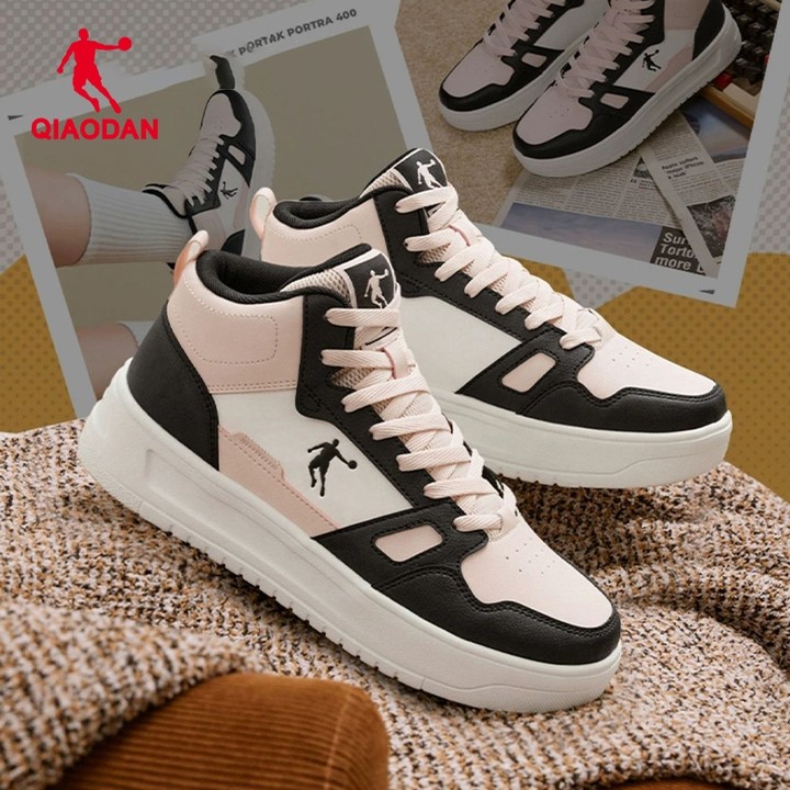 Qiaodan BailongHI รองเท้าวิ่งผู้หญิงหนังด้านบนสูงด้านบนเพิ่มความสูง QXL052254505 — รองเท้ากีฬา แบรนด์ Qiaodan ของแท้ 100% เช็คราคาจาก Shopee Lazada - รูปที่ 1