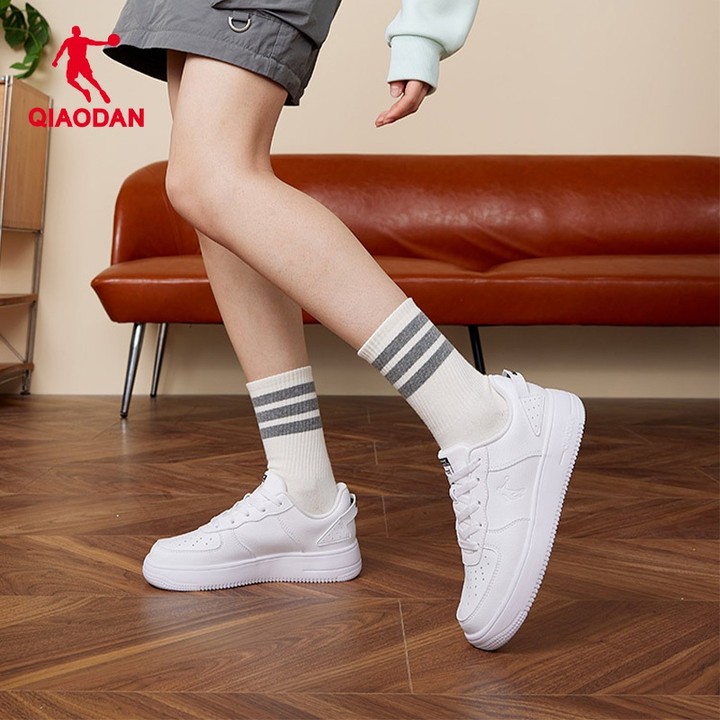 Qiaodan ผู้หญิงs รองเท้าวิ่งหนาSoledหนังแฟชั่นสบายรองเท้าผ้าใบ XM2690550เอฟ — รองเท้ากีฬา แบรนด์ Qiaodan ของแท้ 100% เช็คราคาจาก Shopee Lazada thumbnail 7