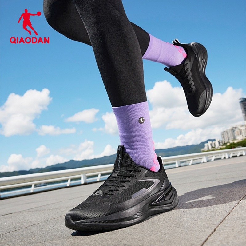 Qiaodan Yunqi Mens รองเท้าวิ่ง Shock Absorption รองเท้าผ้าใบพื้นนุ่มน้ําหนักเบา QXB023253220 — รองเท้ากีฬา แบรนด์ Qiaodan ของแท้ 100% เช็คราคาจาก Shopee Lazada thumbnail 5