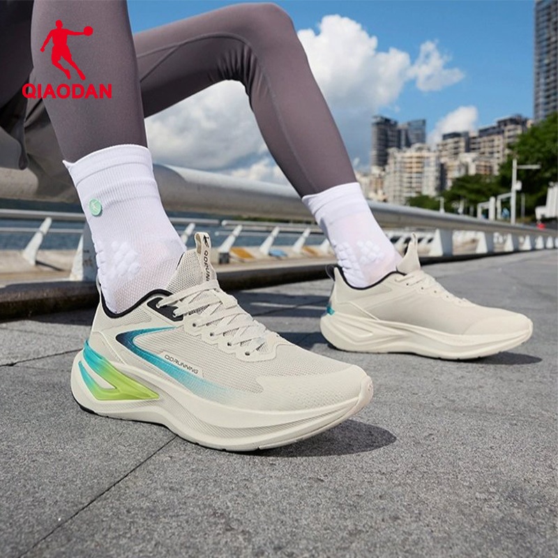 Qiaodan Yunqi Mens รองเท้าวิ่ง Shock Absorption รองเท้าผ้าใบพื้นนุ่มน้ําหนักเบา QXB023253220 — รองเท้ากีฬา แบรนด์ Qiaodan ของแท้ 100% เช็คราคาจาก Shopee Lazada thumbnail 8