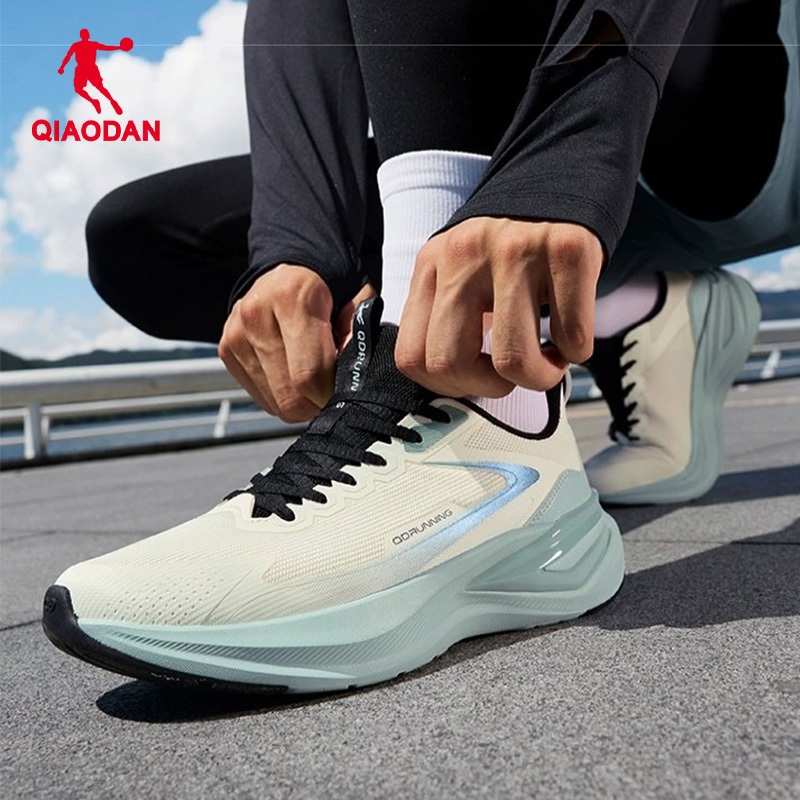 Qiaodan Yunqi Mens รองเท้าวิ่ง Shock Absorption รองเท้าผ้าใบพื้นนุ่มน้ําหนักเบา QXB023253220 — รองเท้ากีฬา แบรนด์ Qiaodan ของแท้ 100% เช็คราคาจาก Shopee Lazada thumbnail 7