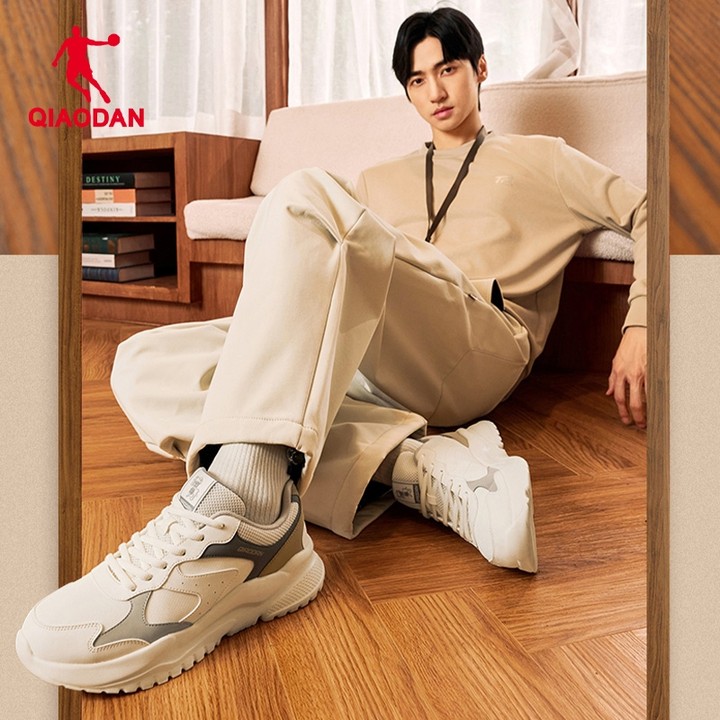Qiaodan Mens รองเท้าวิ่งหนังสังเคราะห์รองเท้าผ้าใบลําลอง Chunky Vintage QXL043253430จีจี — รองเท้ากีฬา แบรนด์ Qiaodan ของแท้ 100% เช็คราคาจาก Shopee Lazada thumbnail 9