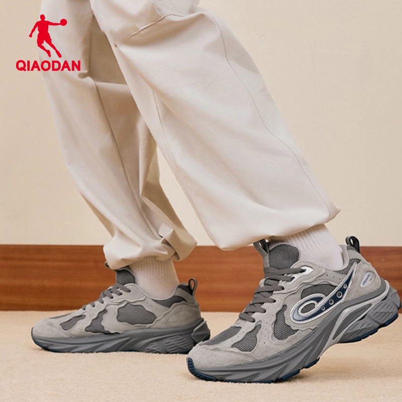 Qiaodan Eternal 901 รองเท้าวิ่งผู้ชาย Retro Vintage Cushioned Outdoor QXL043254401 — รองเท้ากีฬา แบรนด์ Qiaodan ของแท้ 100% เช็คราคาจาก Shopee Lazada thumbnail 8
