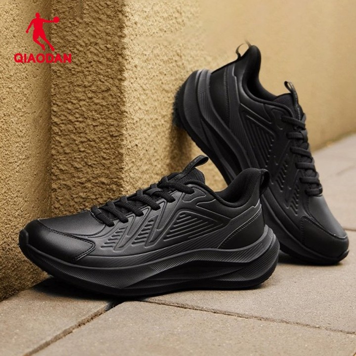 Qiaodan Mens รองเท้าวิ่งกันน้ํา Shock-Absorbing รองเท้าผ้าใบลําลองน้ําหนักเบา QXB023254234 — รองเท้ากีฬา แบรนด์ Qiaodan ของแท้ 100% เช็คราคาจาก Shopee Lazada thumbnail 2